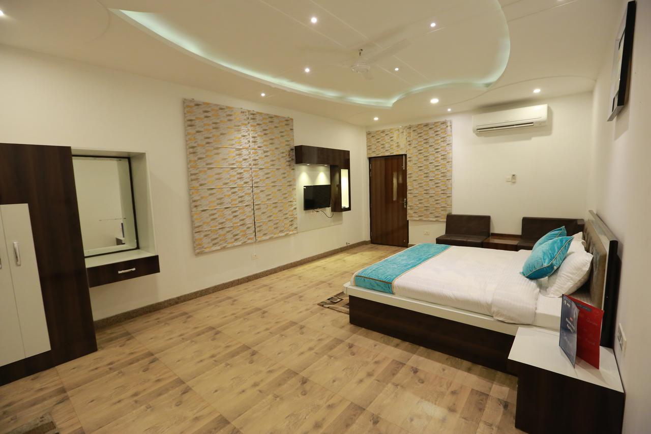 Oyo 8837 Hotel Surya Galaxy Kanpur Buitenkant foto
