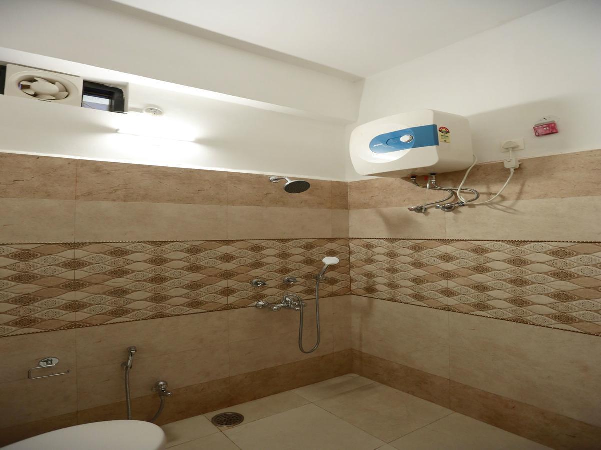 Oyo 8837 Hotel Surya Galaxy Kanpur Buitenkant foto